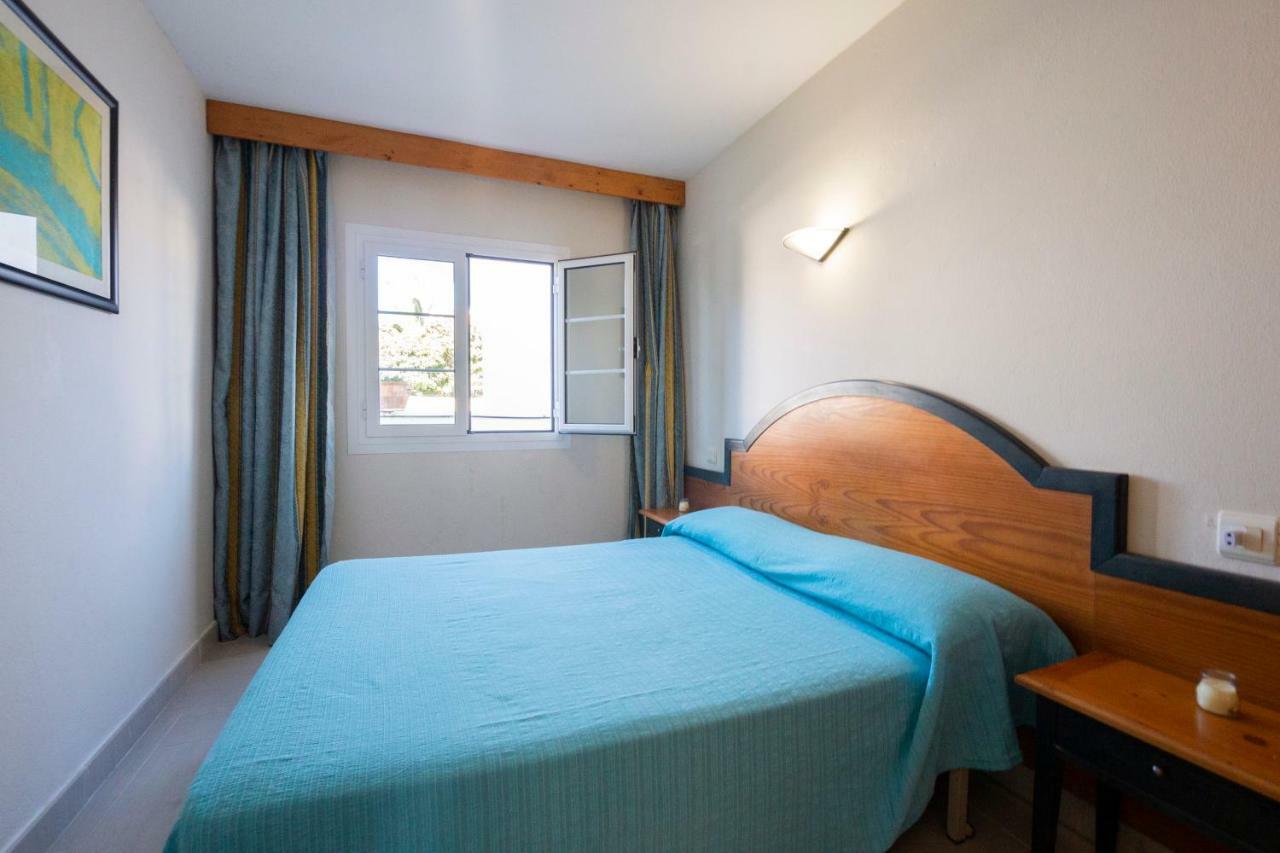 Apartamento En Cala'N Bosch - Cap D'Artrutx Lägenhet Exteriör bild