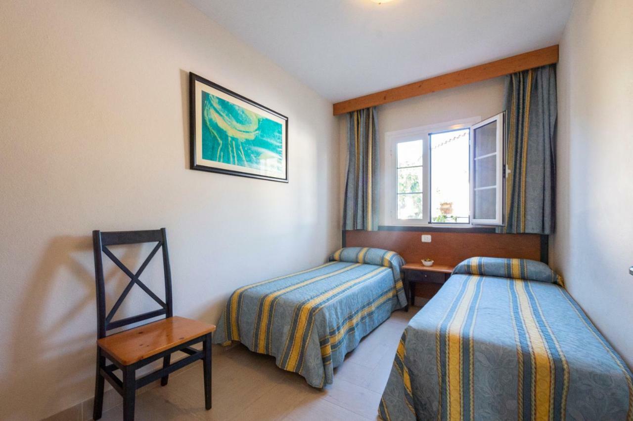 Apartamento En Cala'N Bosch - Cap D'Artrutx Lägenhet Exteriör bild