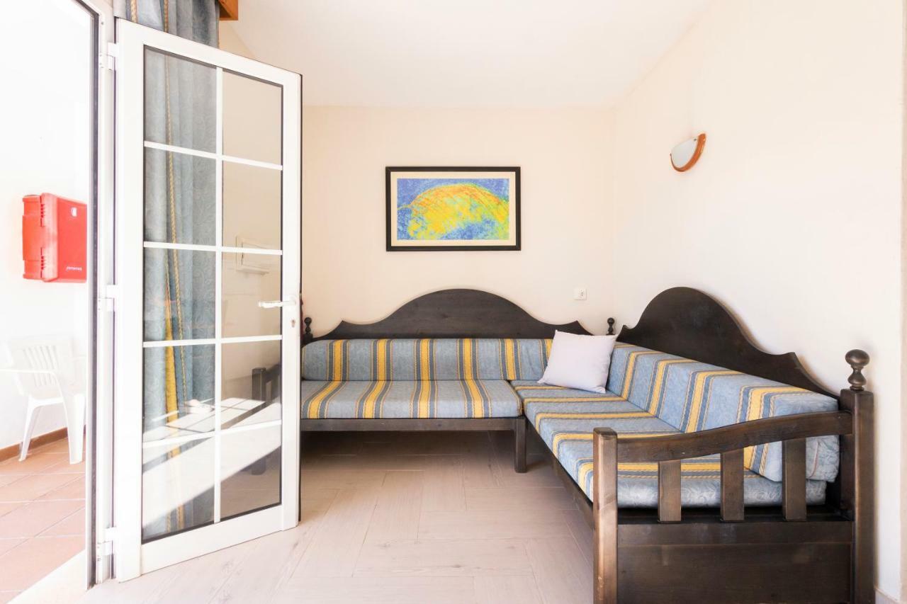Apartamento En Cala'N Bosch - Cap D'Artrutx Lägenhet Exteriör bild